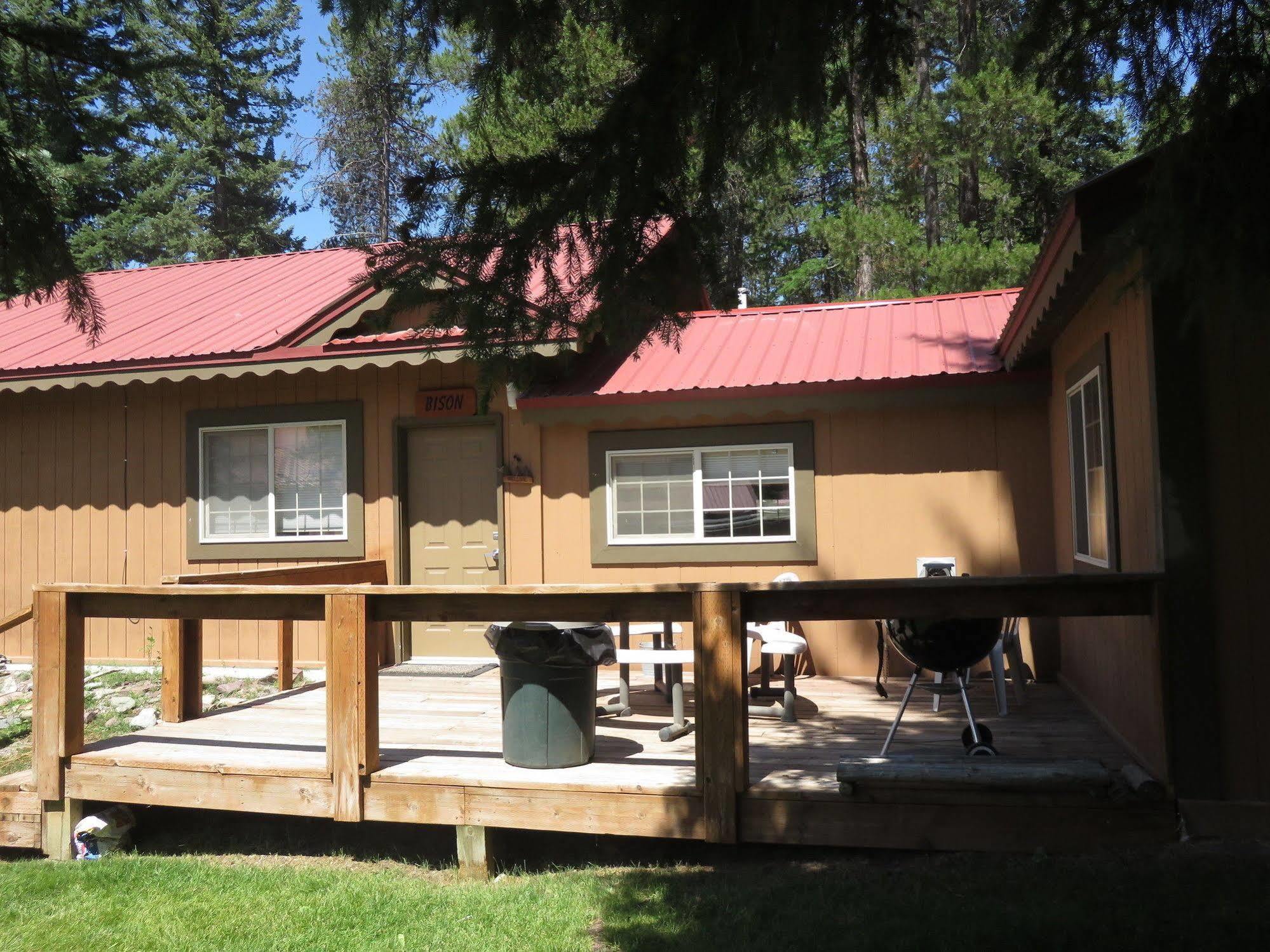 Historic Tamarack Lodge & Cabins Hungry Horse Exterior foto